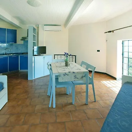 Marina Ili01391 Cyb Apartment
